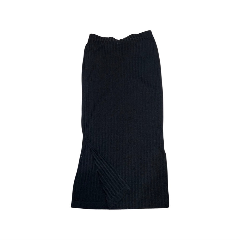 HM RIBBED MIDI SKIRT WITH SLIT